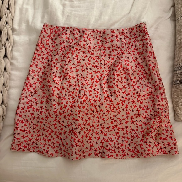 Princess Polly Mini Pink & Red Floral Skirt | Joan Skirt | US 6 - Picture 2 of 4